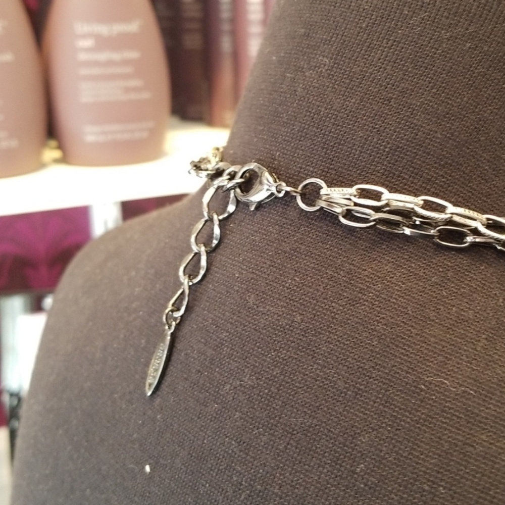 Necklace - Picture 3 of 5